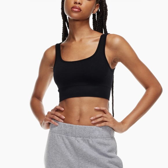 TWO Aritzia Babaton Seamless Cropped Tanks - Picture 7 of 12